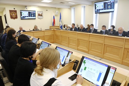 Профильный комитет рекомендовал принять изменения в областной бюджет 2021-2023 гг